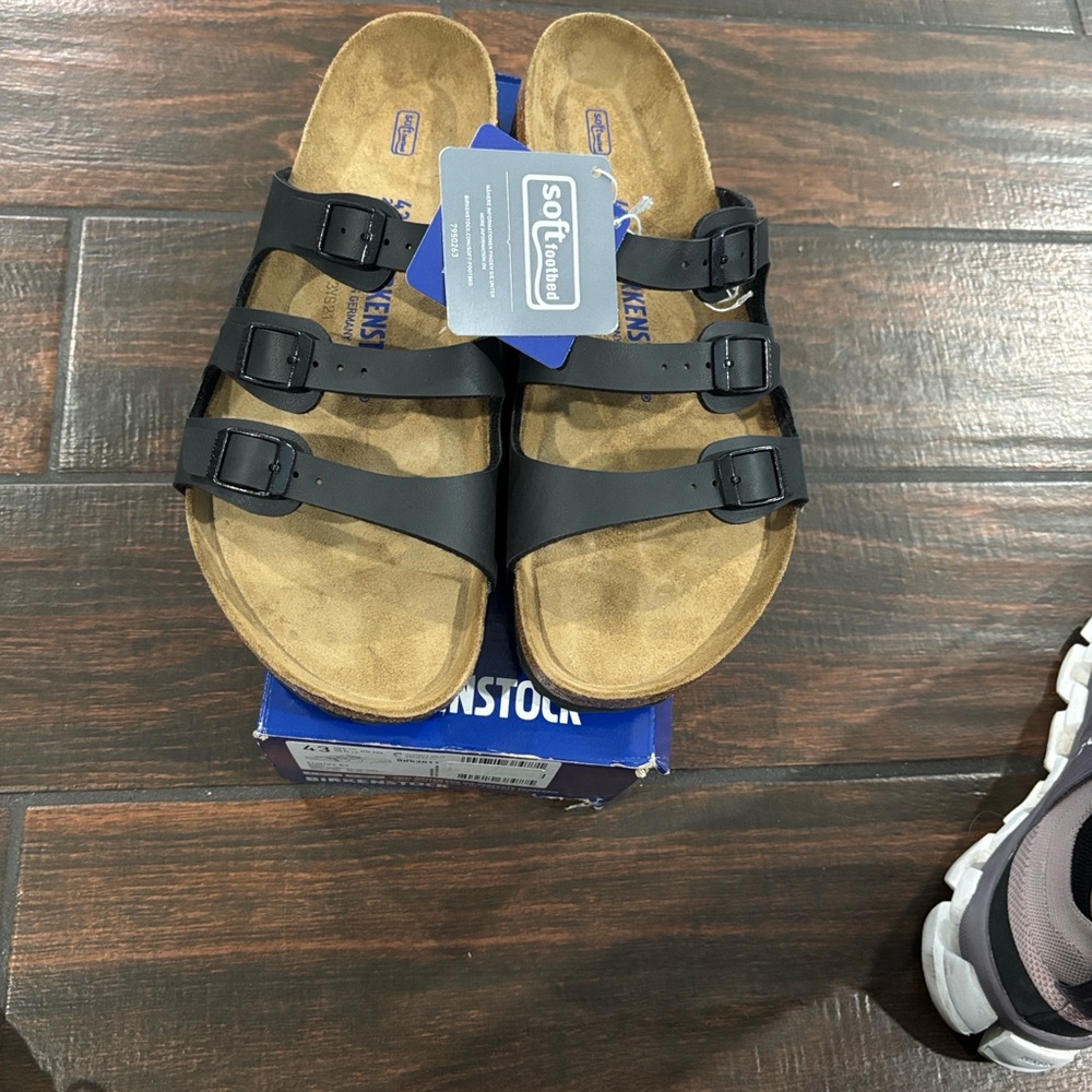 Birkenstock florida soft footbed Three-Strap Sandals in Black and Brown